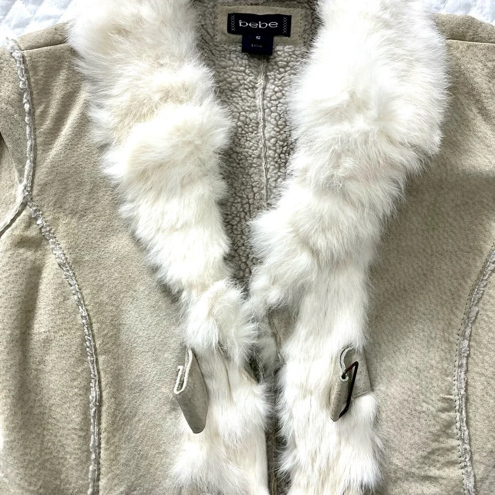 BEBE Genuine Suede Jackets With a Rabbit Fur Trim• Size S•Excellent Condition - Picture 3 of 8